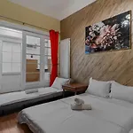 Interbelic Near Old Town Villa Bukarest