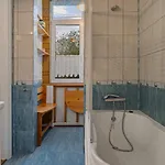 Villa Interbelic Near Old Town Bukarest