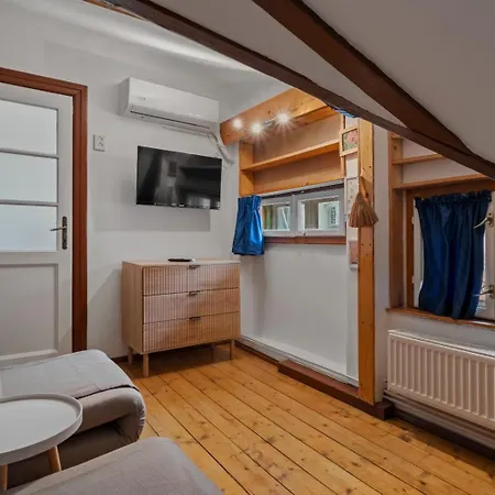 Interbelic Near Old Town *