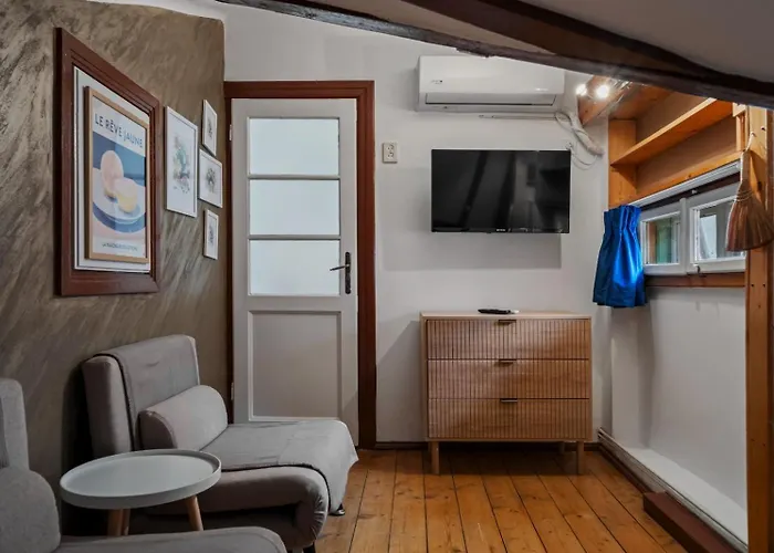 Interbelic Near Old Town Bukarest