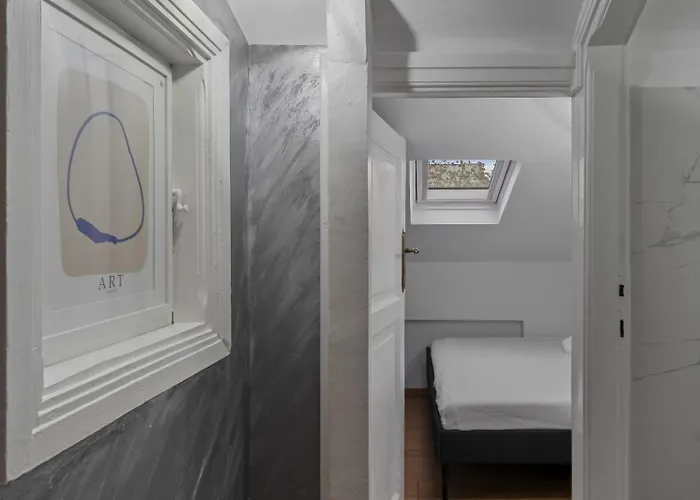 Interbelic Near Old Town Villa Bukarest