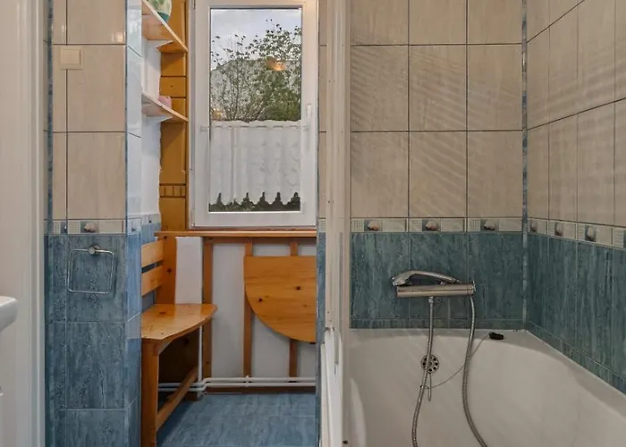 Villa Interbelic Near Old Town Bukarest